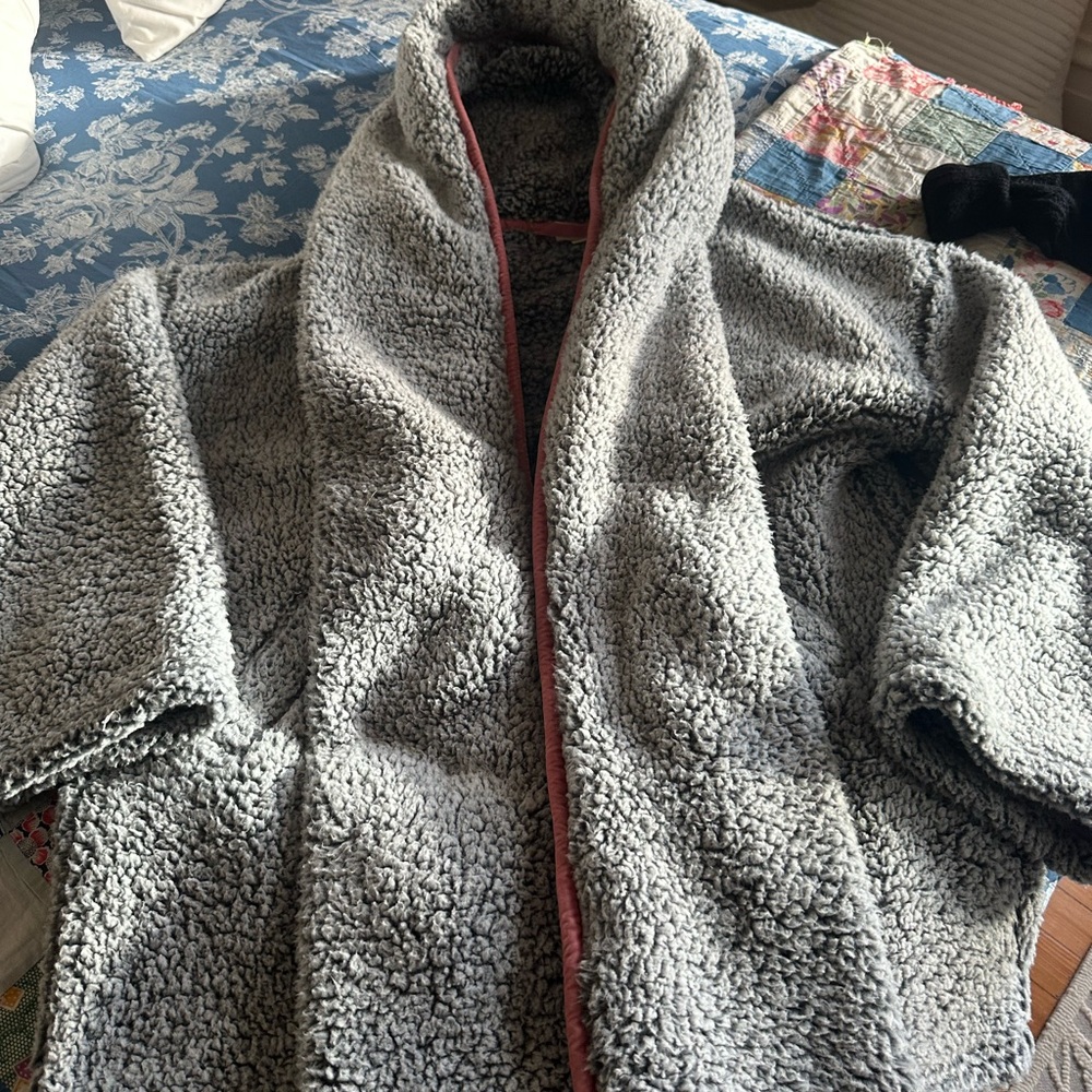 Sundance Teddy Coat Like New!